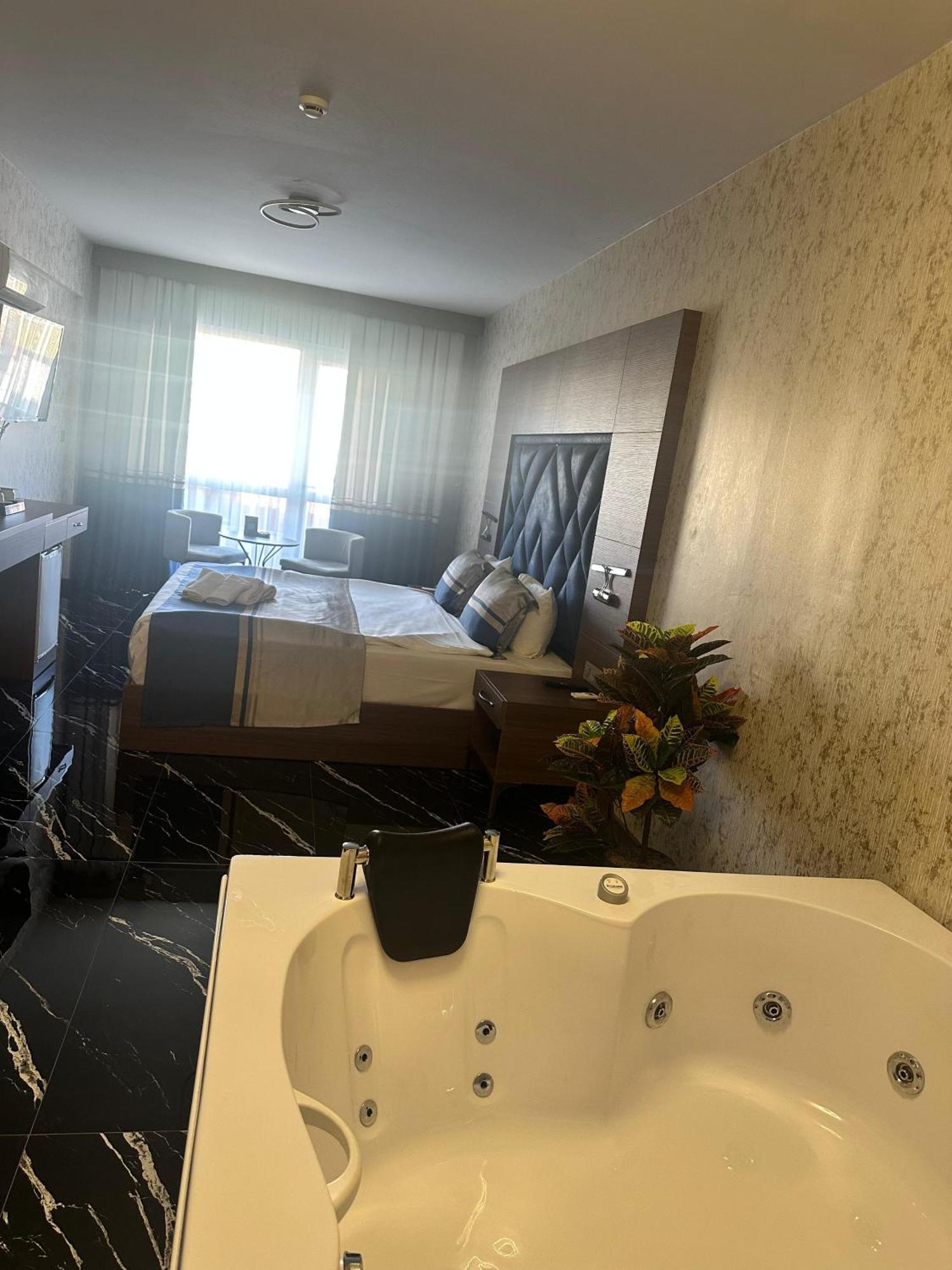 Grand Salizze Hotel Kestel  외부 사진